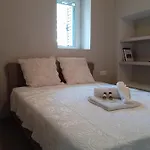 Angelouda's House - Traditional Stone 2 Bedroom In Center بيت للعطل *