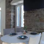 Angelouda's House - Traditional Stone 2 Bedroom In Center