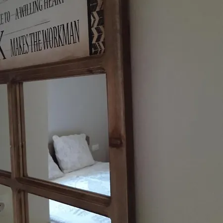 Angelouda's House - Traditional Stone 2 Bedroom In Center