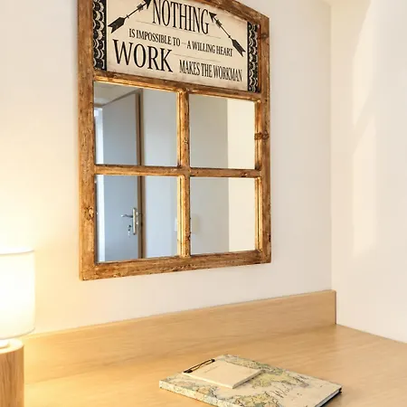 Angelouda's House - Traditional Stone 2 Bedroom In Center Ferienhaus *